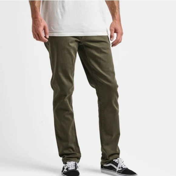 Roark Green Jeans Size 36x32 NWT - Picture 1 of 7